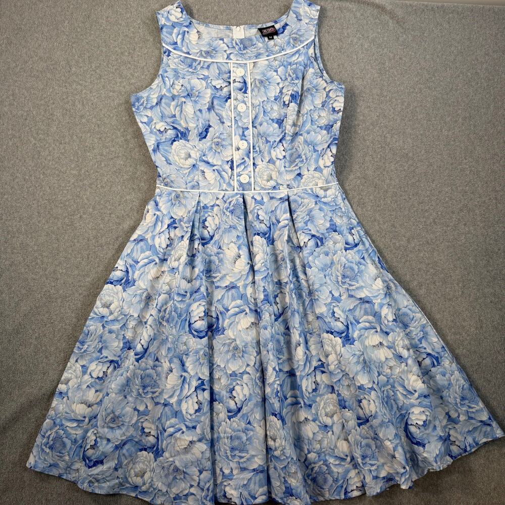 RetroLicious Women's Medium Blue White Gold Floral Fit & Flare Sleeveless Dress